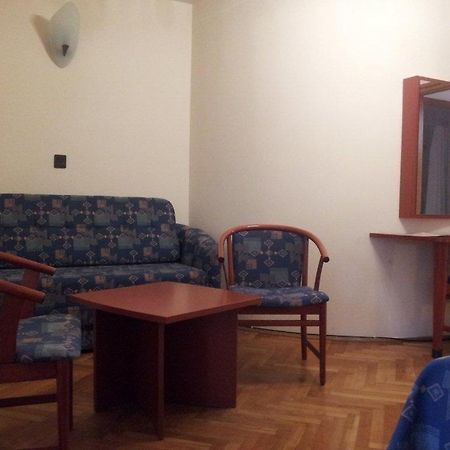 Fenyves Hotel Bekescsaba Bagian luar foto